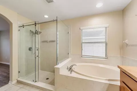 7013 Forest Mere Dr, Riverview, FL 33578 photo 11