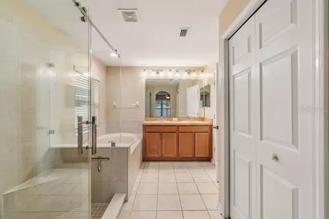 7013 Forest Mere Dr, Riverview, FL 33578 photo 10