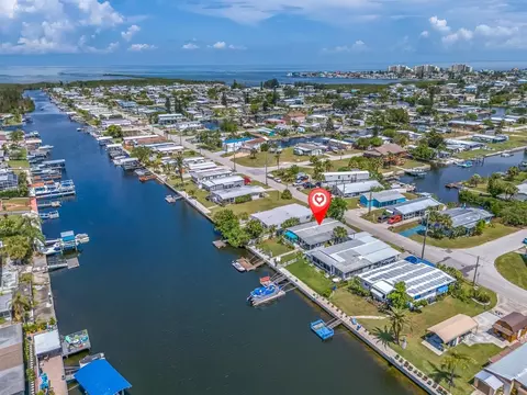 6630 Tower Dr, Hudson, FL 34667 photo 4