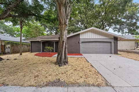 2431 Grove Ridge Dr, Palm Harbor, FL 34683