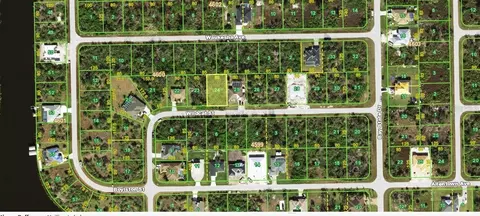 10185 Wildcat St, Port Charlotte, FL 33981