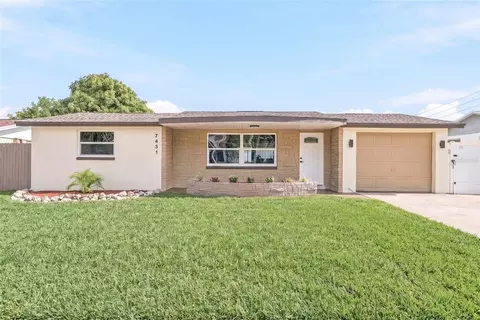 7431 Abalone Dr, Port Richey, FL 34668