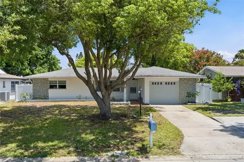 2190 Scotland Dr, Clearwater, FL 33763