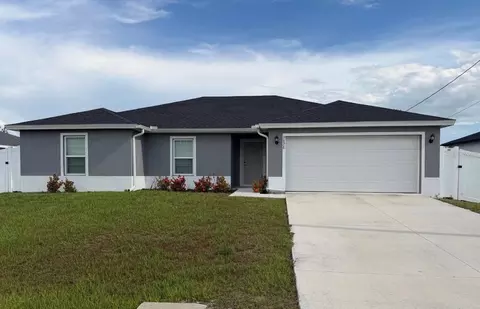2828 SW 2nd Ter, Cape Coral, FL 33991