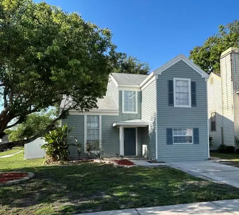 5102 Peachgreen Ct, Tampa, FL 33624