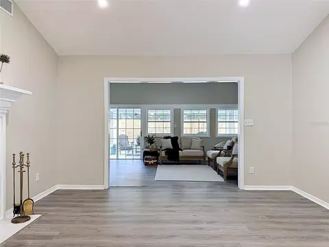 609 Breezeway Ct, Brandon, FL 33511 photo 24