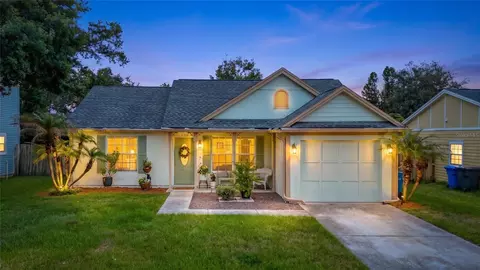 609 Breezeway Ct, Brandon, FL 33511 photo 2