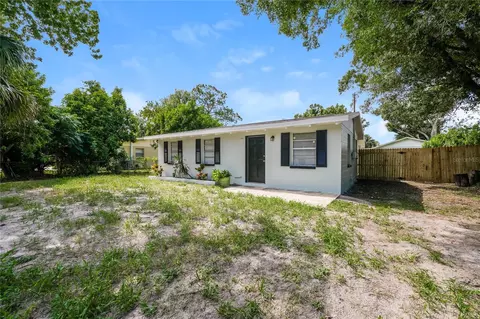 9216 W Patterson St, Tampa, FL 33615