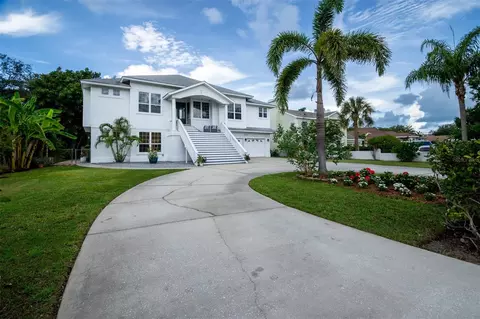 1605 Gulf Rd, Tarpon Springs, FL 34689