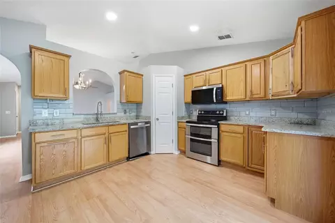 10617 Opus Dr, Riverview, FL 33579 photo 11