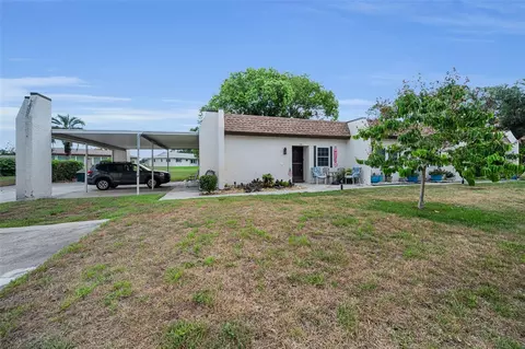 3097 Mission Grove Dr, Palm Harbor, FL 34684