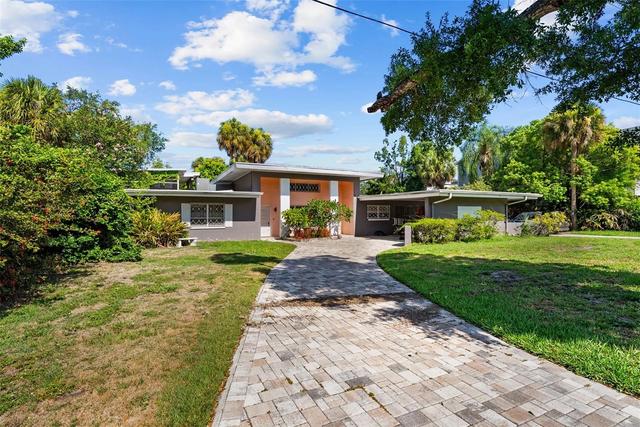 211 S Shore Crest Dr, Tampa, FL 33609