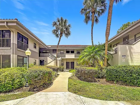 2650 Countryside Blvd #B105, Clearwater, FL 33761