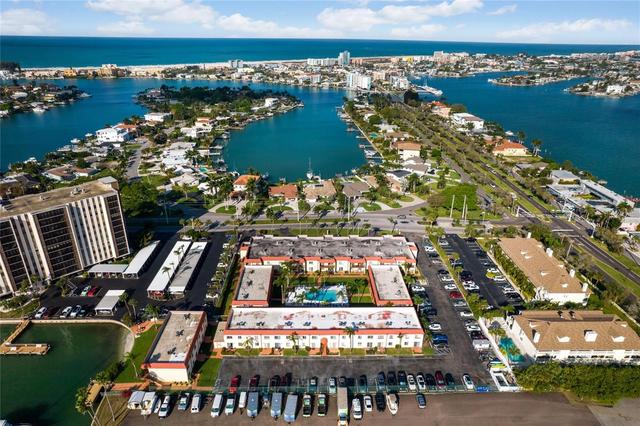 10365 Paradise Blvd #16, Treasure Island, FL 33706