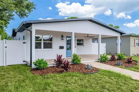 2528 4th Ave S, Saint Petersburg, FL 33712