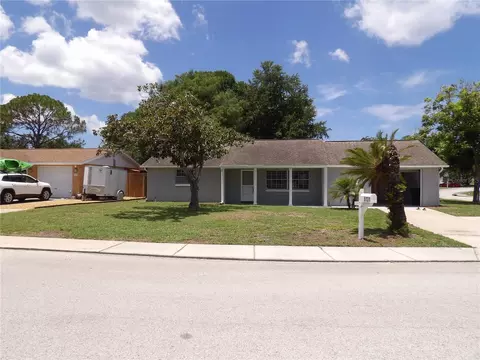 5131 Greenwood St, New Port Richey, FL 34653