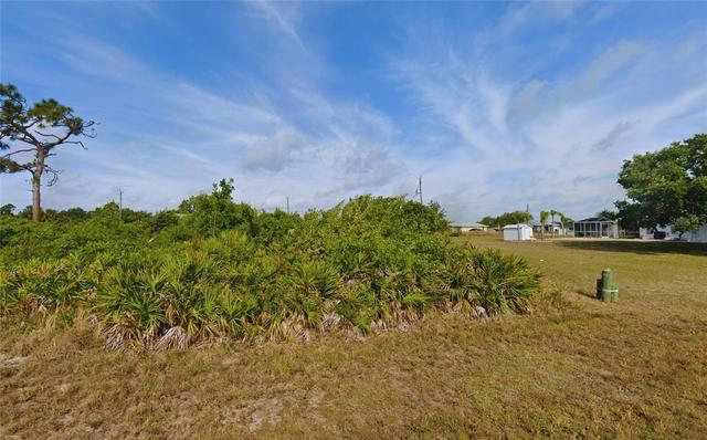 4343 Kempson Ln, Port Charlotte, FL 33981