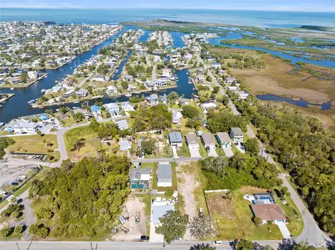 5041 Maplewood, Hernando Beach, FL 34607 photo 19