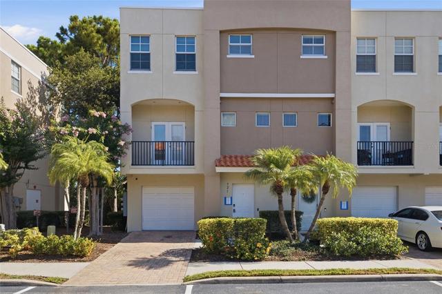 521 101st Ave N, Saint Petersburg, FL 33702