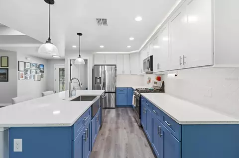 Kitchen - 232 E Falcon St, Dunnellon, FL 34434 photo 3 of 4