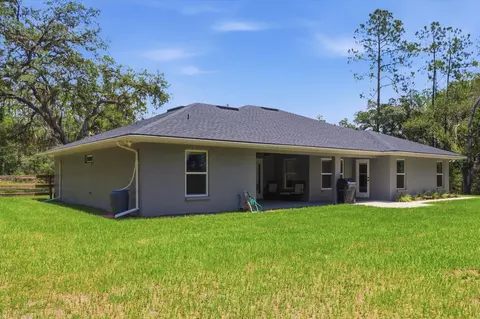 Exterior - 232 E Falcon St, Dunnellon, FL 34434 photo 7 of 8