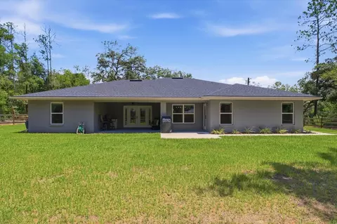 Exterior - 232 E Falcon St, Dunnellon, FL 34434 photo 6 of 8