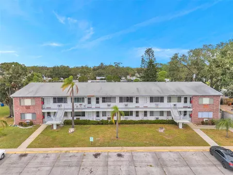 2366 Shelley St #10, Clearwater, FL 33765