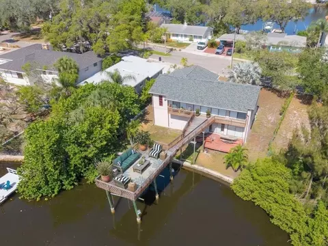 5 Venetian Ct, Tarpon Springs, FL 34689