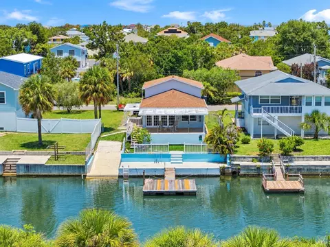 View/Area - 3250 Rose Arbor Dr, Hernando Beach, FL 34607 photo 2 of 8