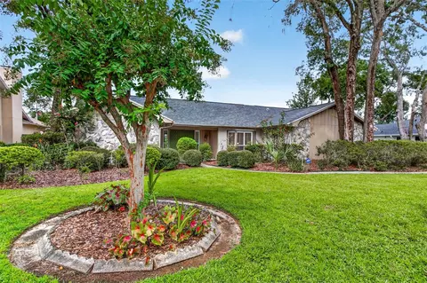6328 N Queensway Dr, Temple Terrace, FL 33617