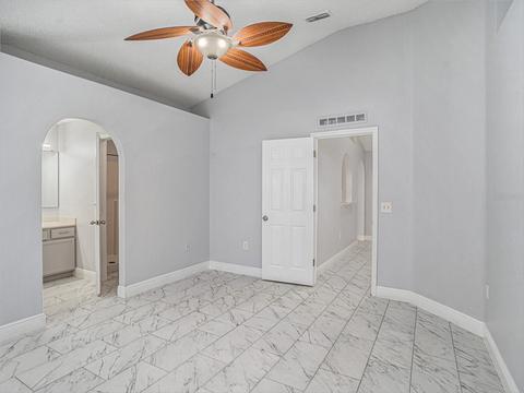 Bedroom - 11433 Ivy Flower Loop, Riverview, FL 33578 photo 3 of 10