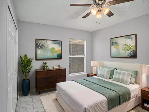 Bedroom - 11433 Ivy Flower Loop, Riverview, FL 33578 photo 4 of 10