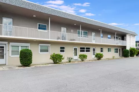 1225 58th St N #203A, Saint Petersburg, FL 33710