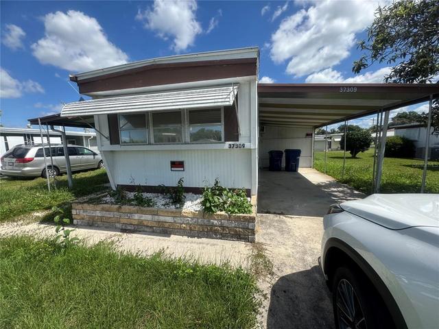37309 8th Ave #161, Zephyrhills, FL 33542