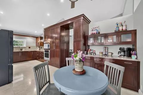 Kitchen - 11302 Sandpine Rd, Riverview, FL 33569 photo 8 of 8