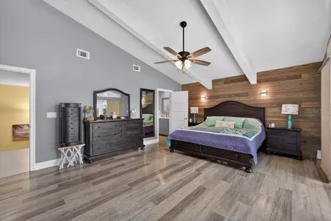 Bedroom - 11302 Sandpine Rd, Riverview, FL 33569 photo 2 of 7