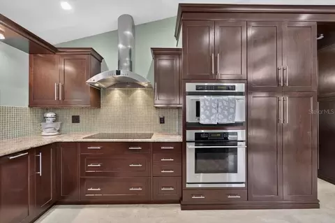 Kitchen - 11302 Sandpine Rd, Riverview, FL 33569 photo 2 of 8