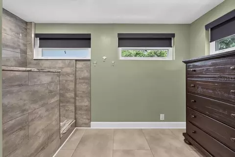 Bath - 11302 Sandpine Rd, Riverview, FL 33569 photo 2 of 7