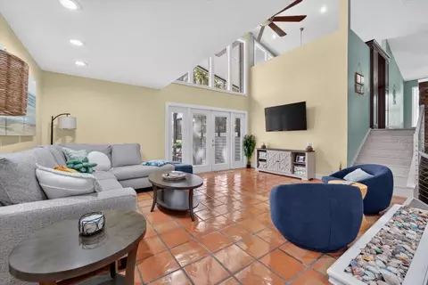 Living - 11302 Sandpine Rd, Riverview, FL 33569 photo 3 of 3