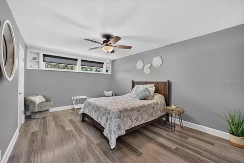 Bedroom - 11302 Sandpine Rd, Riverview, FL 33569 photo 7 of 7