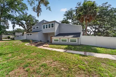 Exterior - 11302 Sandpine Rd, Riverview, FL 33569 photo 4 of 23