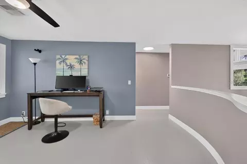 Entry Way - 11302 Sandpine Rd, Riverview, FL 33569 photo 4 of 5