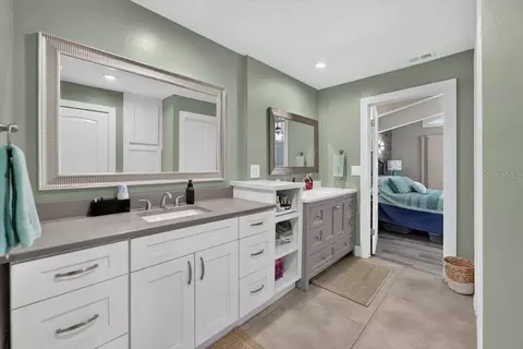 Bath - 11302 Sandpine Rd, Riverview, FL 33569 photo 3 of 7