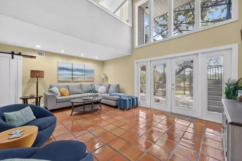 Living - 11302 Sandpine Rd, Riverview, FL 33569 photo 2 of 3