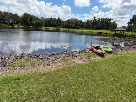 View/Area - 11302 Sandpine Rd, Riverview, FL 33569 photo 6 of 7