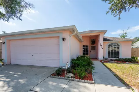 1914 Woodcut Dr, Lutz, FL 33559