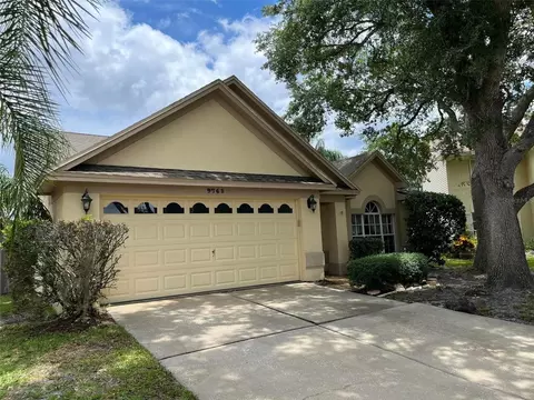 9765 Fox Chapel Rd, Tampa, FL 33647