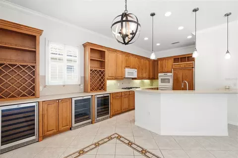 Kitchen - 13860 Siena Loop, Bradenton, FL 34202 photo 2 of 9