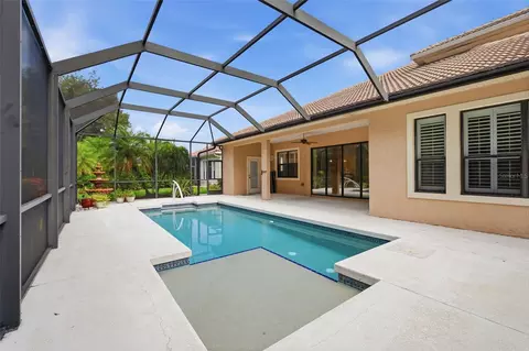 Exterior - 13860 Siena Loop, Bradenton, FL 34202 photo 8 of 18
