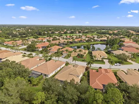 View/Area - 13860 Siena Loop, Bradenton, FL 34202 photo 8 of 10